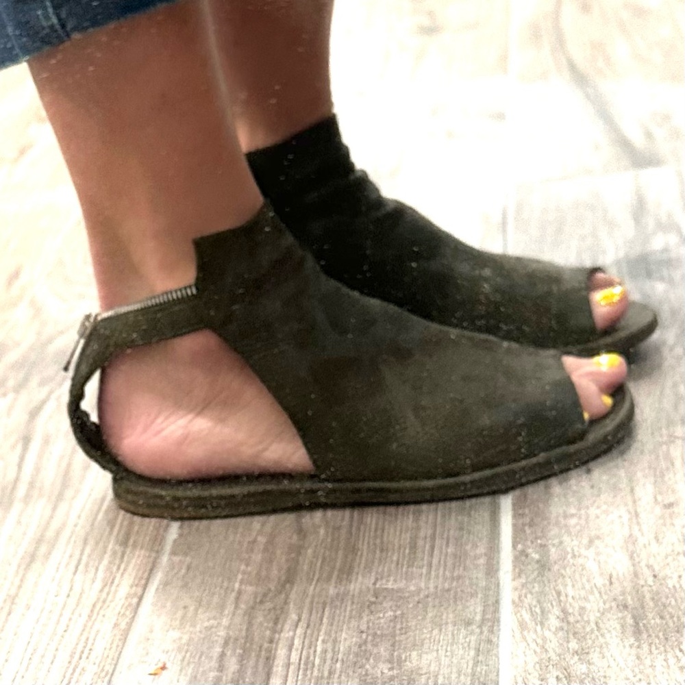 Officine Creative Olive Green Women's Open-Toe Flat Shoes 8 - Picture 2 of 10